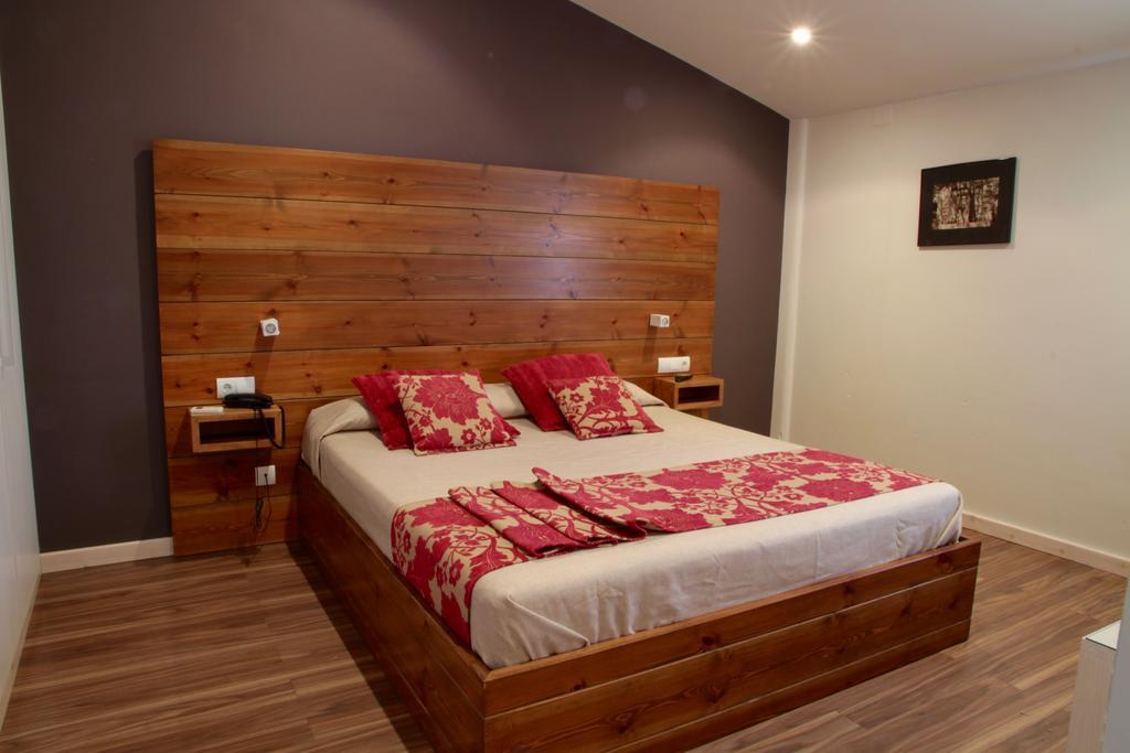 Hotel Mas Prades Deltebre Phòng bức ảnh
