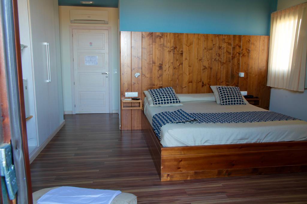 Hotel Mas Prades Deltebre Ngoại thất bức ảnh